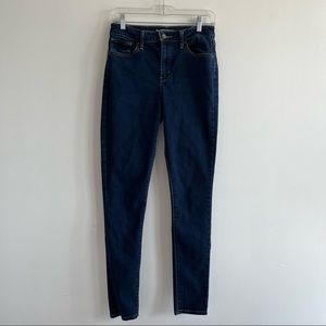 LEVI 721 High Rise Skinny size 29* (runs small)